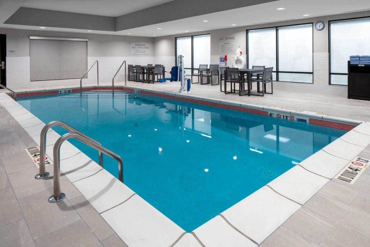 Towneplace Suites By Marriott Sidney Luaran gambar